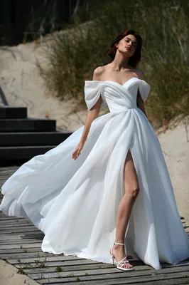 Классические свадебные платья купить недорого - Etna Bride Москва