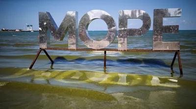 Море в Анапе зацвело раньше срока. 8 июня 2023 г. Кубанские новости