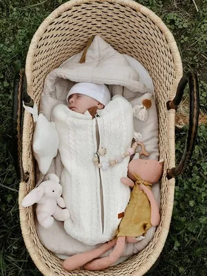 Вязаный кокон для новорожденного Loom молочный на выписку - купить в  магазине ЛиноБамбино