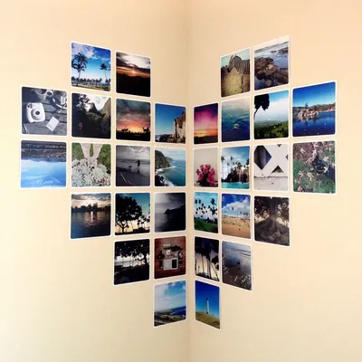 Оформление стены фотографиями в рамках: как повесить красиво на стене,  расположение рамок разных размеров, композиция - 39 фото