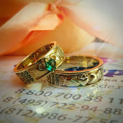 венчание кольца стоковое фото. изображение насчитывающей антиквариаты -  13285790