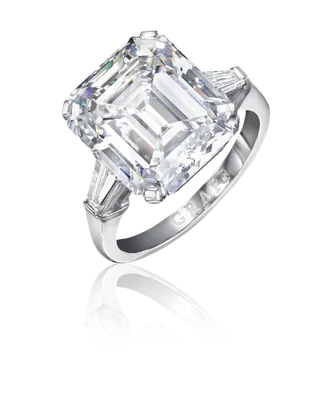 Кольцо GRAFF Platinum White Emerald Cut Diamond Promise Ring 2.42 ct GR  (30470) купить в Москве, выгодная цена - ломбард на Кутузовском