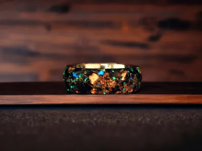 Мужское кольцо из желтого золота 750, черный бриллиант
