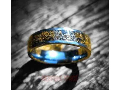 Мужское кольцо из белого золота с черным ониксом Купить в Москве