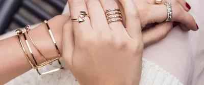 На каком пальце носить кольцо? Значение колец на пальцах у женщин и мужчин