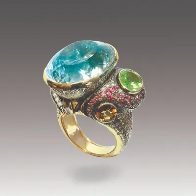 Золотое кольцо с аквамарином, бриллиантами 01К629681-3 купить по цене от  74520 руб. в интернет-магазине The Jeweller
