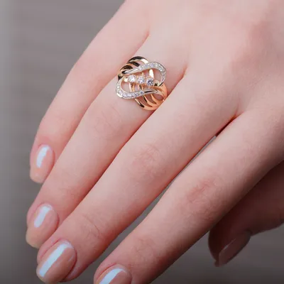 Обручальное кольцо из комбинированого золота c алмазной гранью американка .  Артикул 1036/1: цена, отзывы, фото – купить в интернет-магазине AURUM