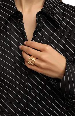 Женское кольцо из белого золота с муассанитами M-11820. Цена: 53720 руб.