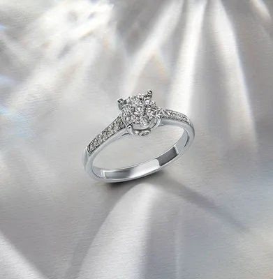 Помолвочное кольцо для предложения руки и сердца с бриллиантом грушевидной  огранки FIANCÉE'S GLADNESS купить в магазине: цена, оперативная доставка,  отзывы | obruchalki.com
