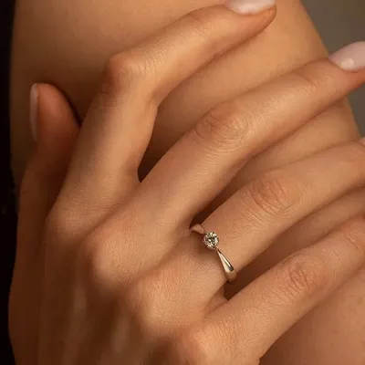 Кольцо для предложения с бриллиантами и изумрудом огранки сердце від  ювелірного бренду Alchemica Jewelry
