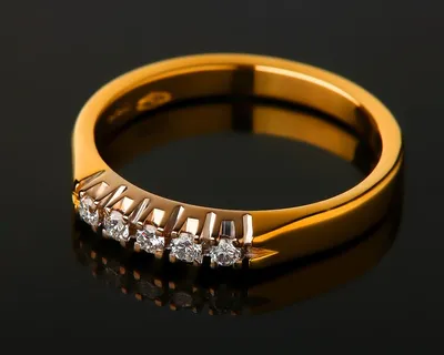 купить кольцо +с 5 бриллиантами