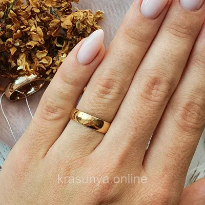 Обручальное кольцо Европейка из золота с бриллиантом (арт. К239207) купить  в интернет-магазине \"Столичная Ювелирная Фабрика™\", цена, фото,  характеристики, отзывы.