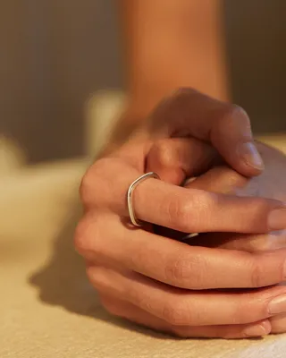 Чёрное матовое кольцо из бисера Стильное мужское кольцо Купить широкое  кольцо Бижутерия в стиле минимализм Кольцо на большой палец женское купить  Необычное кольцо Толстое бисерное колечко Украшения из бисера 2022