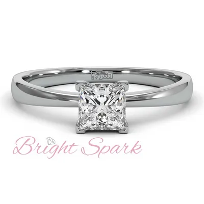 Золотое помолвочное кольцо с квадратным камнем Autumn 0,5 карат – купить по  отличной цене в интернет-магазине Bright Spark