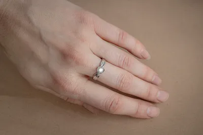 Стиль # 1003-0.5W - Кольцо с овальным бриллиантом 0.5 карата — купить в  Ювелирном магазине PIERRE