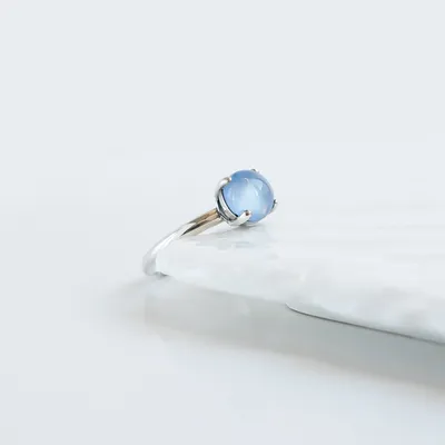 Кольцо \"Vera\" с голубым халцедоном от BLAGENA / материал Серебро ᐉ Купить  за 4 500 ₽