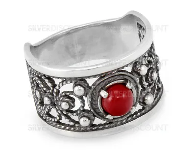 Серебряное кольцо с фигуркой \"Бассет\" с рубинами и кораллом | Mirus Gold