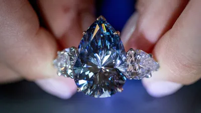 Стильное помолвочное кольцо с большим бриллиантом DIAMOND в  интернет-магазине Ярмарка Мастеров по цене 498180 ₽ – QNS82BY | Кольцо  помолвочное, Москва - доставка по России