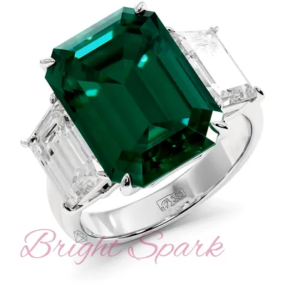 Золотое кольцо с крупным изумрудом Miranda на 10 карат – купить по отличной  цене в интернет-магазине Bright Spark
