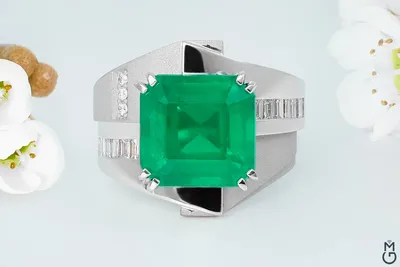 Кольцо с изумрудом 2,85 карата и бриллиантами | Купить в Киеве, цена, фото,  сертификат