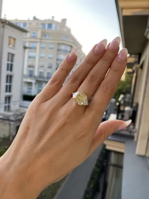 Утончённое Кольцо с Желтым Бриллиантом 0,62 ct из Белого Золота 750 пробы  купить в apsen-diamond.com.ua