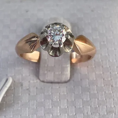 Золотое кольцо Тюльпан с бриллиантом 0.48 ct, СССР