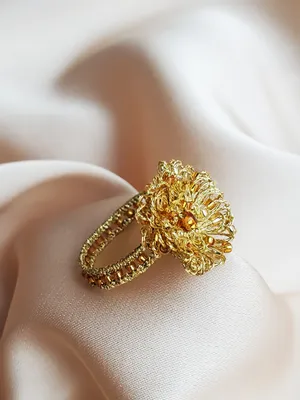 Кольцо Цветок с 7 фианитами из красного золота , цветы (7 камней, золото  585 пробы)- купить в Москве за 6 400 рублей в интернет-магазине Nebo.ru,  арт. 350757