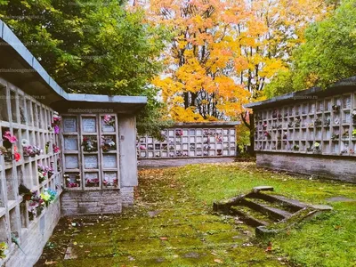 Колумбарий Киновеевского кладбища в Санкт-Петербурге