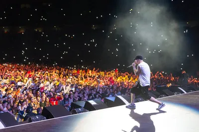 Эксклюзив] Специальный репортаж с концерта Эминема на стадионе Уэмбли 12  июля 2014 | www.Eminem.pro