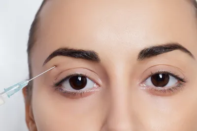 Контурная пластика кожи вокруг глаз: цены в Москве | Медицинский центр  «Номосклиник»