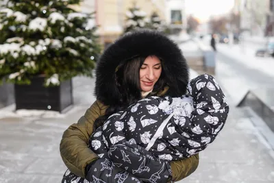 Конверты на выписку и прогулку для новорожденных: зимние и демисезонные