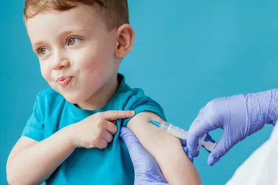 Вакцинация детей от кори, краснухи, паротита в Киеве в клинике ДЕНИС —  DENIS.UA