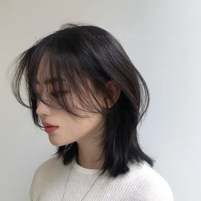 Корейская стрижка на средние волосы - 69 фото