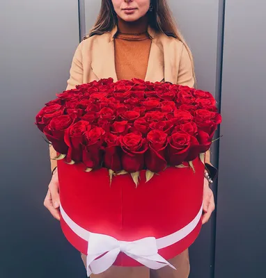 Букет из 51 розовой розы в шляпной коробке - купить в Москве по цене 3490 р  - Magic Flower