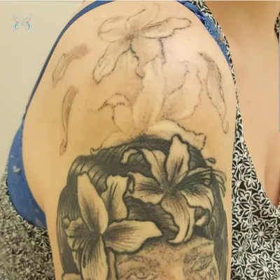 Как ухаживать за татуировкой: чем мазать, сколько носить пленку, ответы тату-экспертов  | Beauty Insider