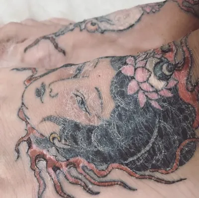 ❓КАК заживает мини-тату❓ -Через 2 дня после нанесения: татуировка  покрывается корочкой и сохраняется до конца заживления.☝️Ничего с ней… |  Instagram