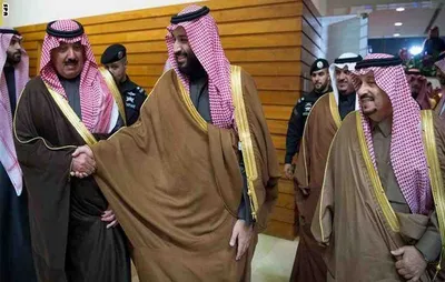 Из-за убийства журналиста королевская семья Саудовской Аравии ищет  преемника наследному принцу – СМИ — Мир