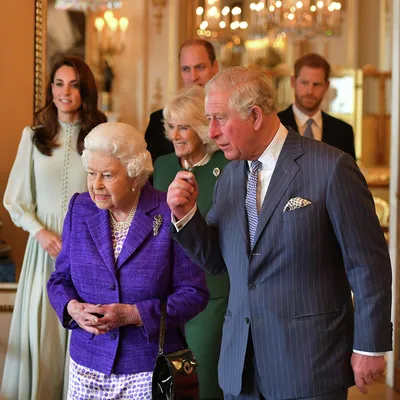 В каких замках и дворцах живут члены британской королевской семьи |  Коммерсантъ UK