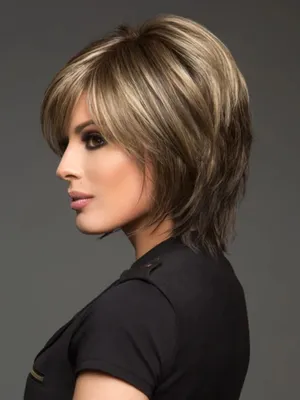 1,379 Likes, 20 Comments - SAL SALCEDO (@salsalhair) on Instagram: “Soft  Textured Bob #salsalhair #haircut #hai… | Cabelo curto medio, Cabelo fino,  Cortes de cabelo