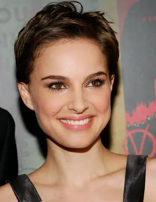 cool Женские короткие стрижки для круглого лица (50 фото) — Модные варианты  2016 | Natalie portman short hair, Celebrity short haircuts, Hair styles  2014