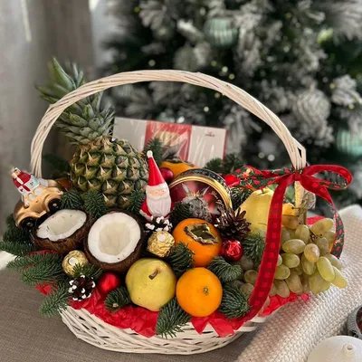 Christmas gift basket with sweets. DIY a gift for the New Year 2022 with  your own hands - YouTube