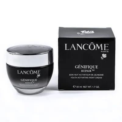 https://www.ozon.ru/product/lancome-podarochnyy-nabor-uhazhivayushchey-kosmetiki-dlya-zhenshchin-3-sht-1360098984/