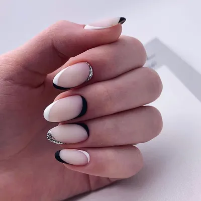 Маникюр / Черно-белый косой френч | Nails by Chernetsova | Дзен