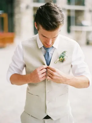 Свадебный наряд жениха без пиджака - 69 фото