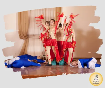 Костюмы для восточных танцев, танца живота взрослые – купить в Москве  восточные костюмы для женщин и девушек в интернет-магазине «Танцпол»