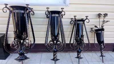 Высокая ажурная кованая ваза КВЗ-103: купить в Москве, фото, цены
