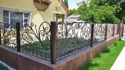 👍 Купить металлический забор в Керчи - строительство ограждения по низкой  цене 🔥