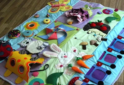 Как сделать детский развивающий коврик своими руками из ткани выкройки?