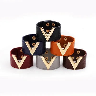 Готический браслет с шипами / Кожаные браслеты для мужчин и женщин - купить  с доставкой по выгодным ценам в интернет-магазине OZON (571241637)