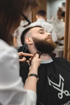 Брутальный мужчина с бородой | Beard styles, Beard, Bearded men